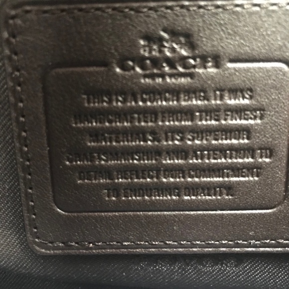 Coach Signature bag - Picture 7 of 9